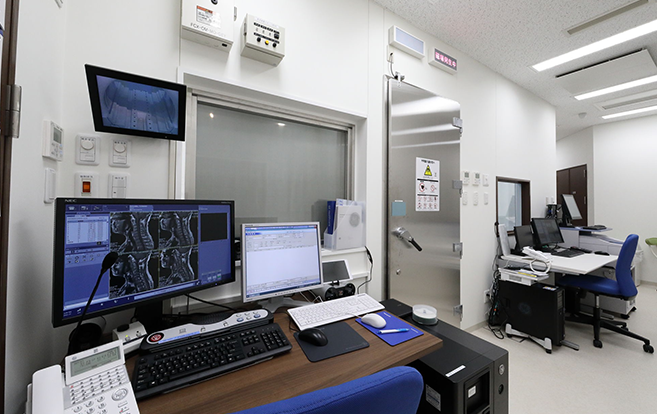 MRI・CT操作室